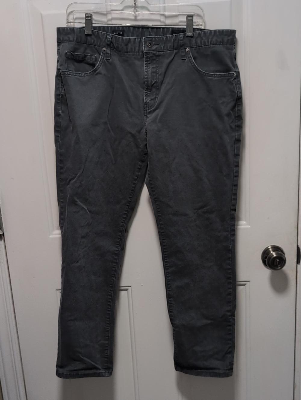 7 Diamonds Men's Slim Straight Jeans in Charcoal